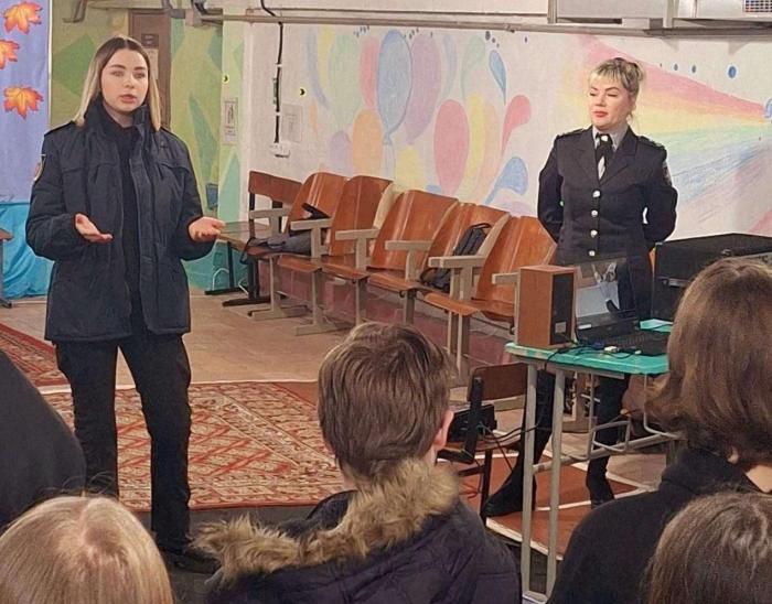 Ознайомлення школярів із перевагами навчання в ХНУВС