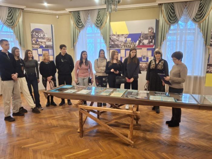 Пам’ять крізь роки: Герої Крут – приклад мужності для поколінь