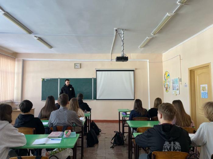 Зустріч з учнями Опорного закладу «Новооржицька загальноосвітня школа І-ІІІ ступенів» на Полтавщині