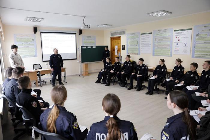 Здобувачі освіти ХНУВС пройшли тренінг від Майстерні розвитку органів студентського самоврядування «aGAIN 3.0.»