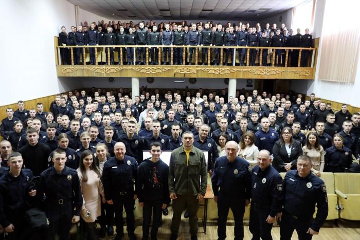 Олександр УСИК зустрівся з курсантами ХНУВС