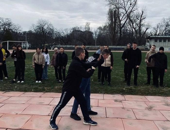 Тактичне тренування курсантів: військово-патріотичне виховання та професійна підготовка