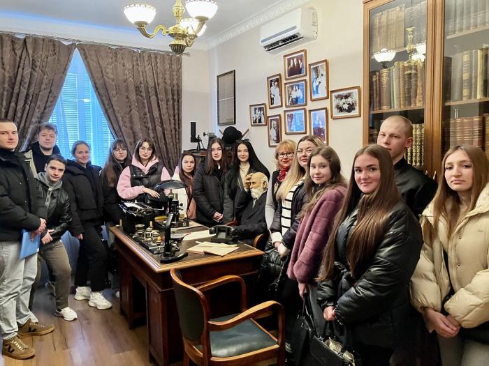 Екскурсія до Інституту судових експертиз імені заслуженого професора М. С. Бокаріуса