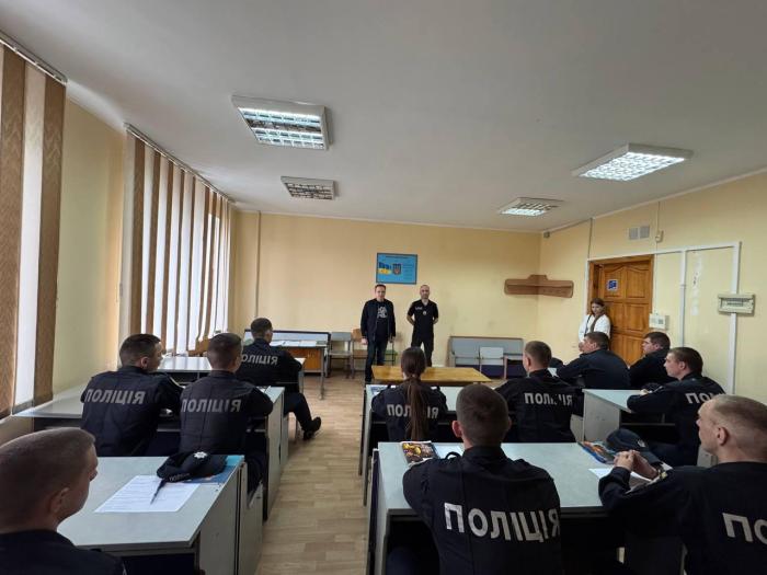 Превентивна діяльність поліцейських офіцерів громад і дільничних офіцерів поліції