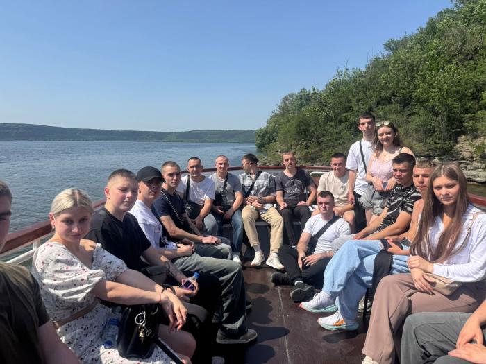 Молодь університету ознайомилася з культурною та природною спадщиною Поділля