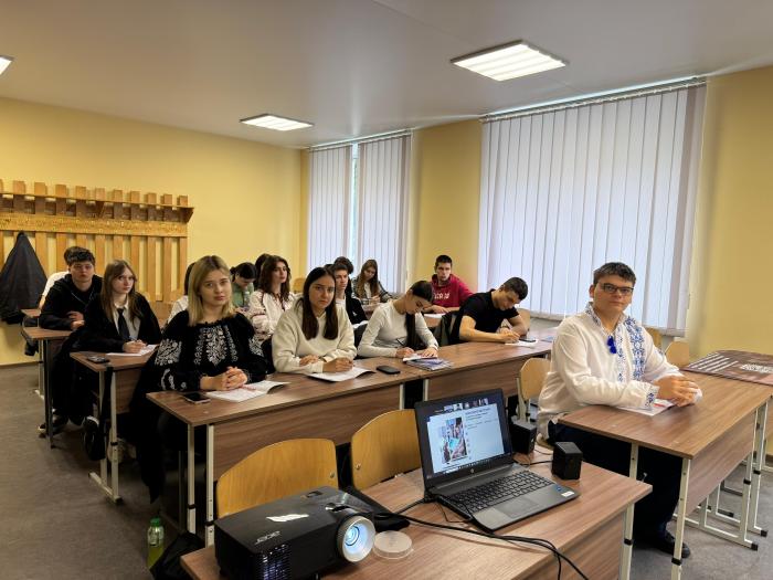 Як підготувати цікаву наукову доповідь