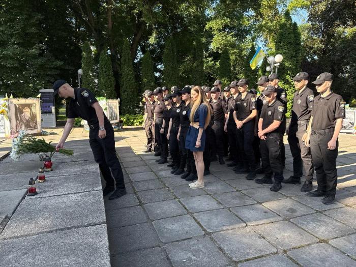 Курсанти вшанували пам’ять жертв війни