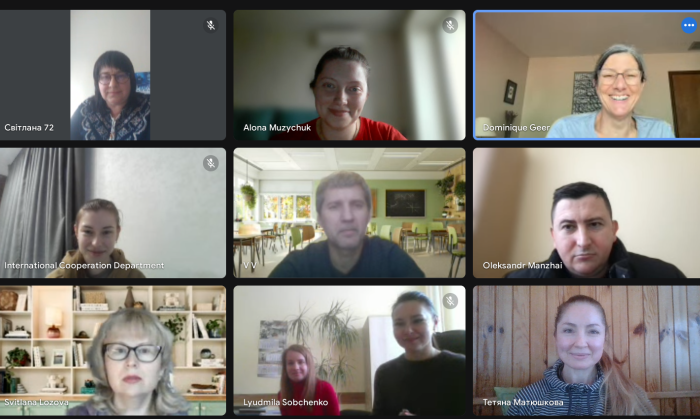 Завершилася сесія розмовних клубів англійської мови для представників ХНУВС