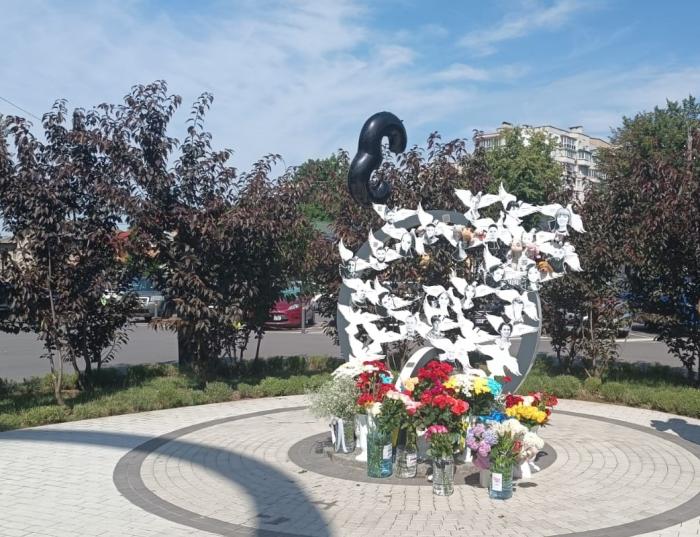 Курсанти ХНУВС віддали шану загиблим вінничанам, які стали жертвами російської агресії