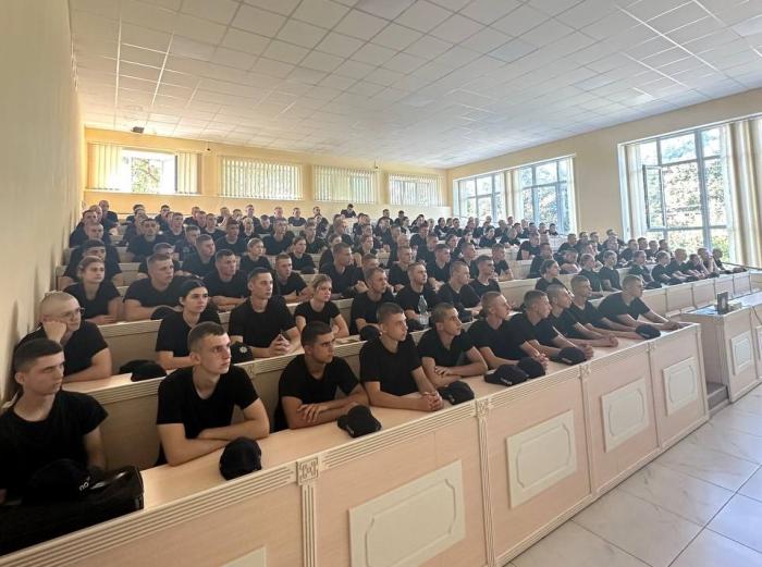 Патріотичне виховання курсантів: дозвілля, культура, спорт і традиції