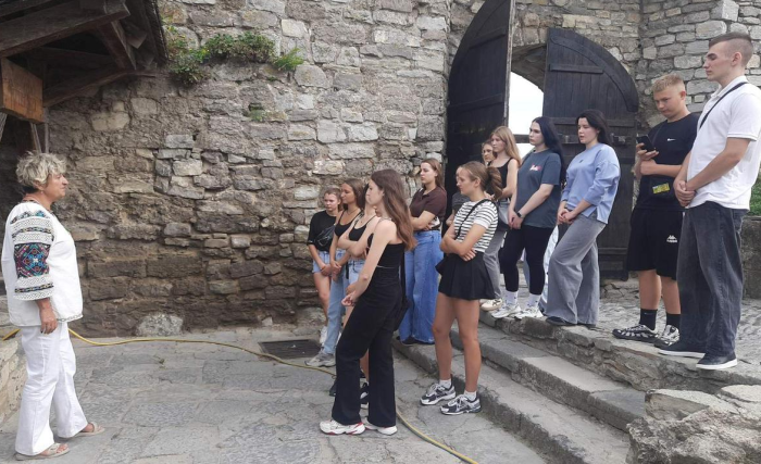 Історична мандрівка середньовічною фортецею