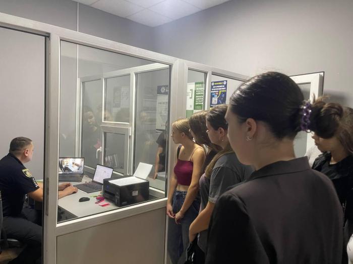 Студенти ННІ №5 відвідали районне управління поліції