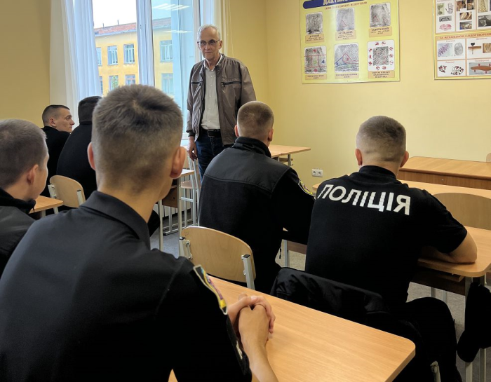 Кураторська година на тему «Дисципліна та законність»