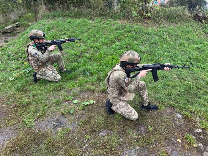 Бінарне заняття з використанням технології «Лазертаг»