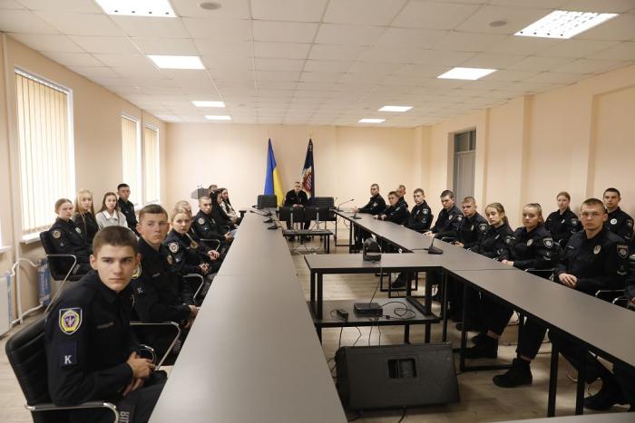 Фінансова грамотність у дії: від теорії до практичних кейсів