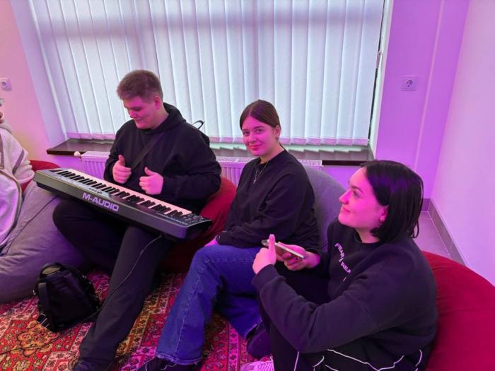 Студенти взяли участь у музичній майстерні від YL College