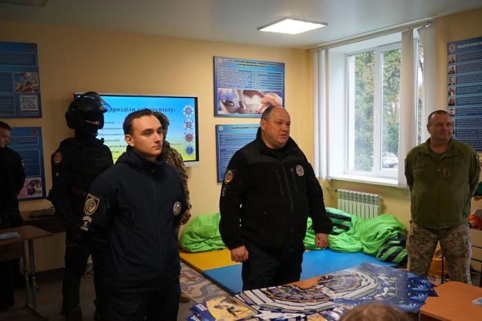 Від кібергігієни до криміналістики: ХНУВС провів профорієнтаційний захід для учнів Дунаєвецького ліцею