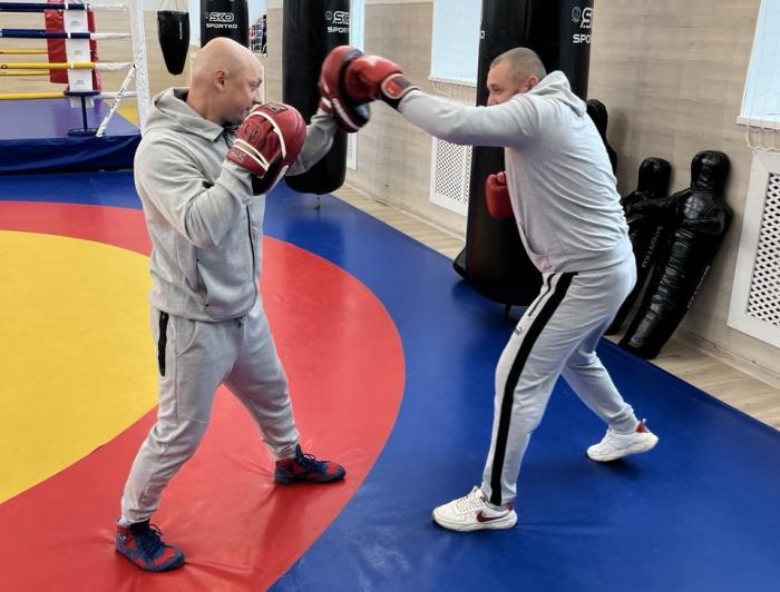 Спорт як реабілітація: тренування з боксу для ветерана ЗСУ  