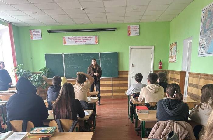 Майбутні абітурієнти Хмельниччини дізналися про можливості навчання у ХНУВС