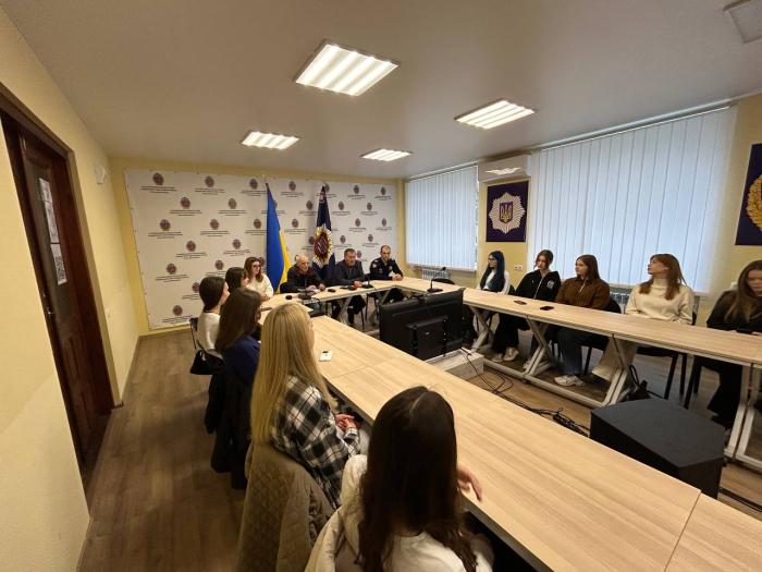 Засідання наукового гуртка кафедри теорії та історії держави і права