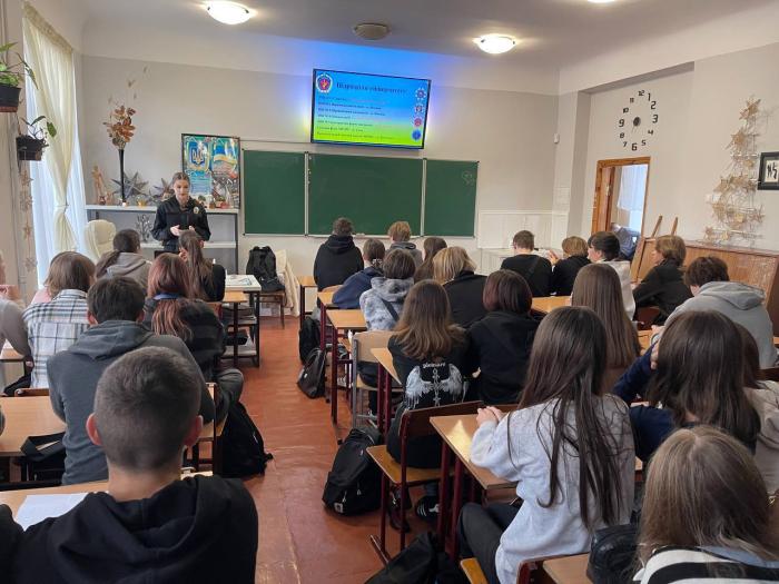 Навчання та кар’єрні можливості у ХНУВС