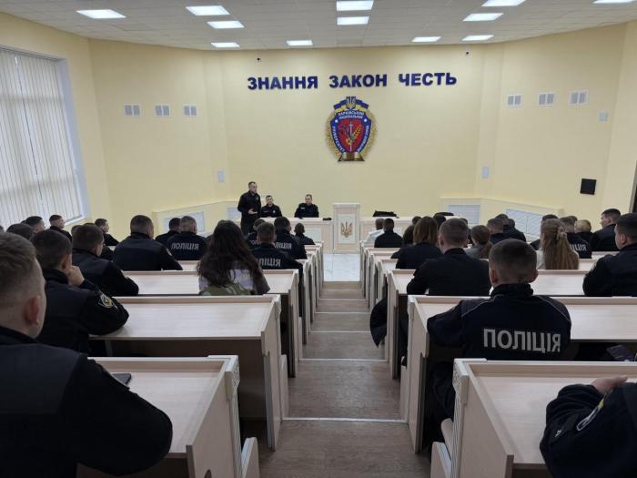 Поглиблення знань з безпеки дорожнього руху