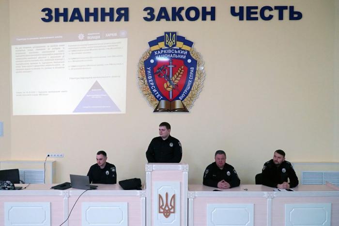 Майбутні поліцейські зустрілися з представниками Управління кримінального аналізу