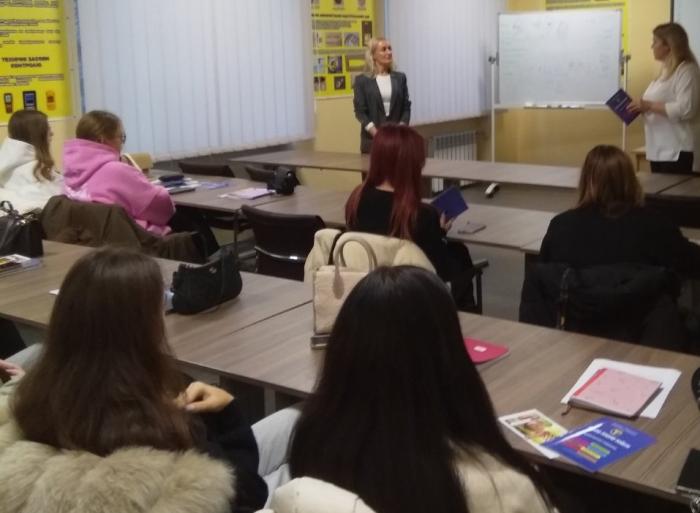 Бінарне заняття для правників