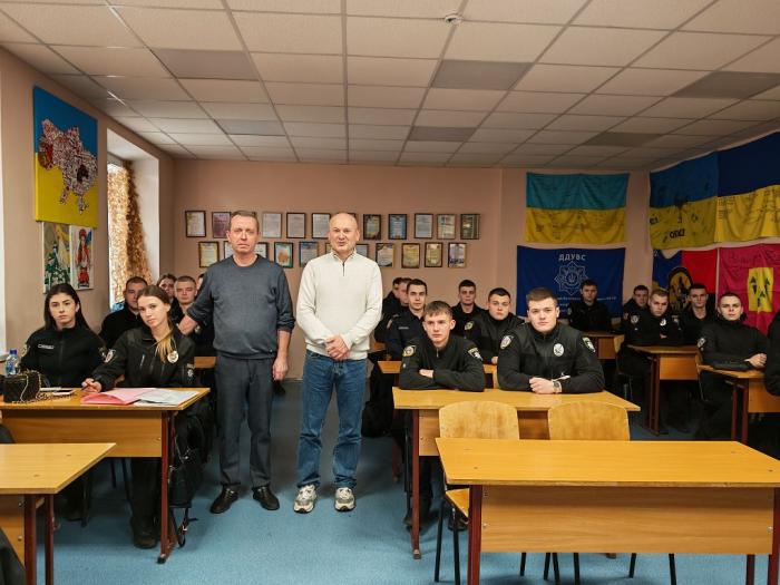 Інтеграція теорії та практики