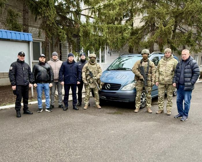 A car from KhNUIA – to a unit in Kharkiv region