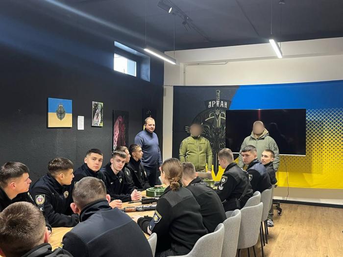 Бінарне заняття з тактико-спеціальної підготовки: вивчення вибухонебезпечних предметів